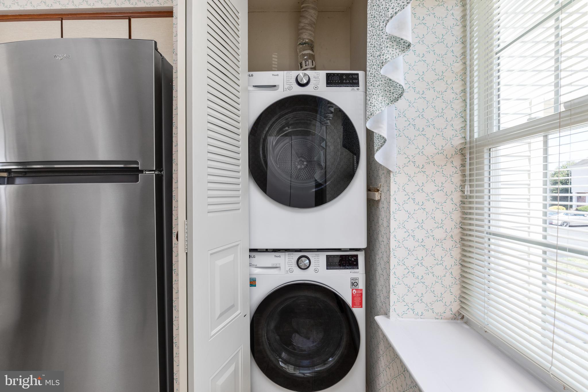 ROLLING RIDGE - Residential