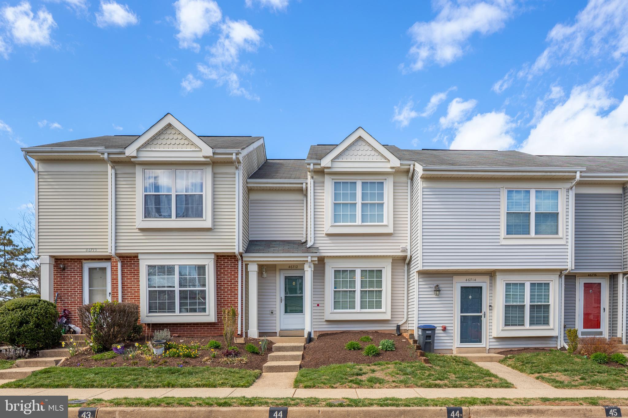 ROLLING RIDGE - Residential