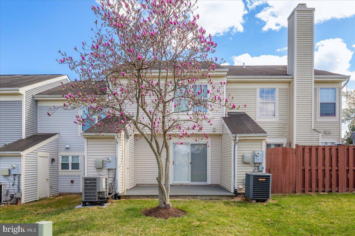 ROLLING RIDGE - Residential