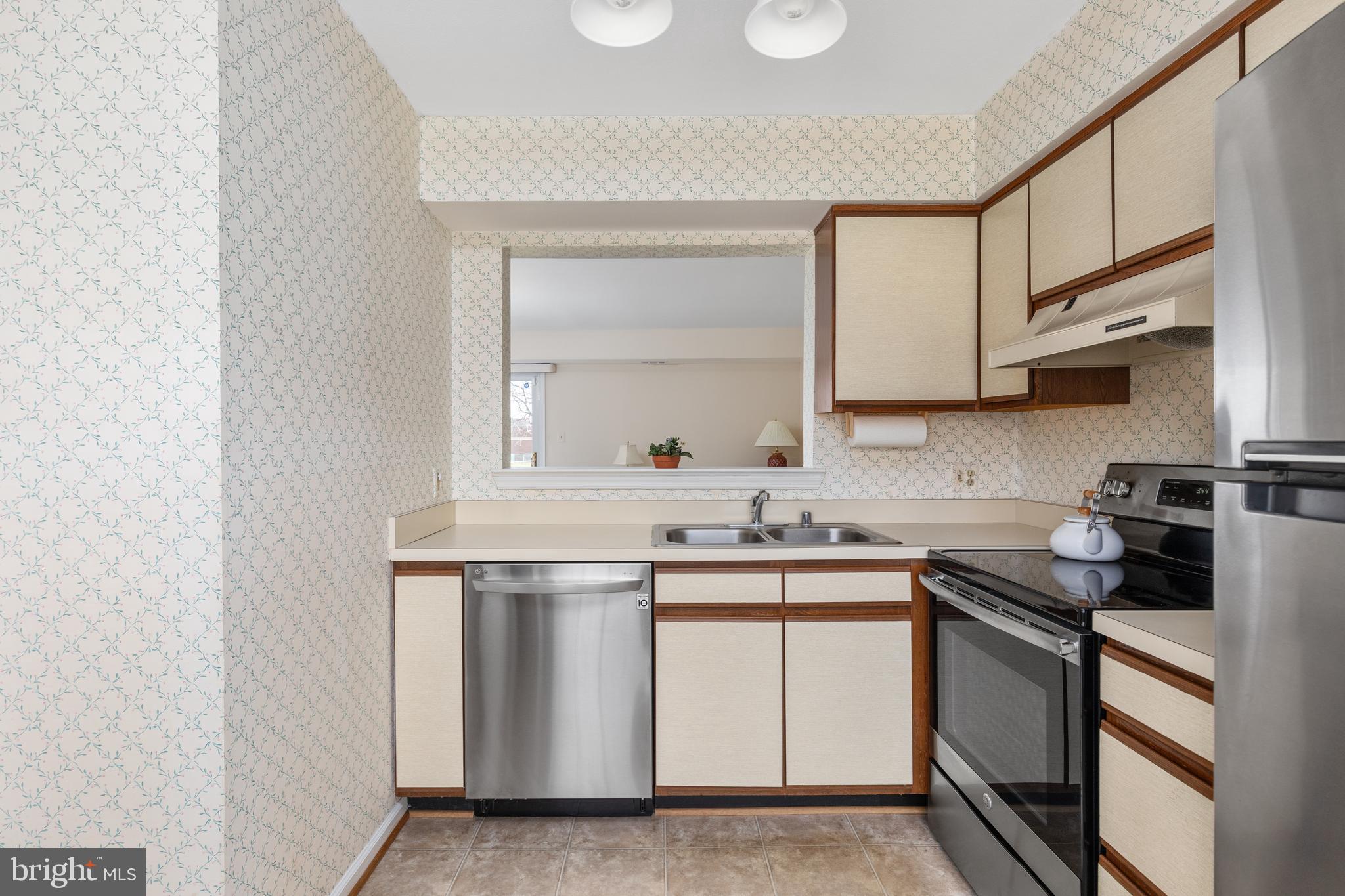 ROLLING RIDGE - Residential