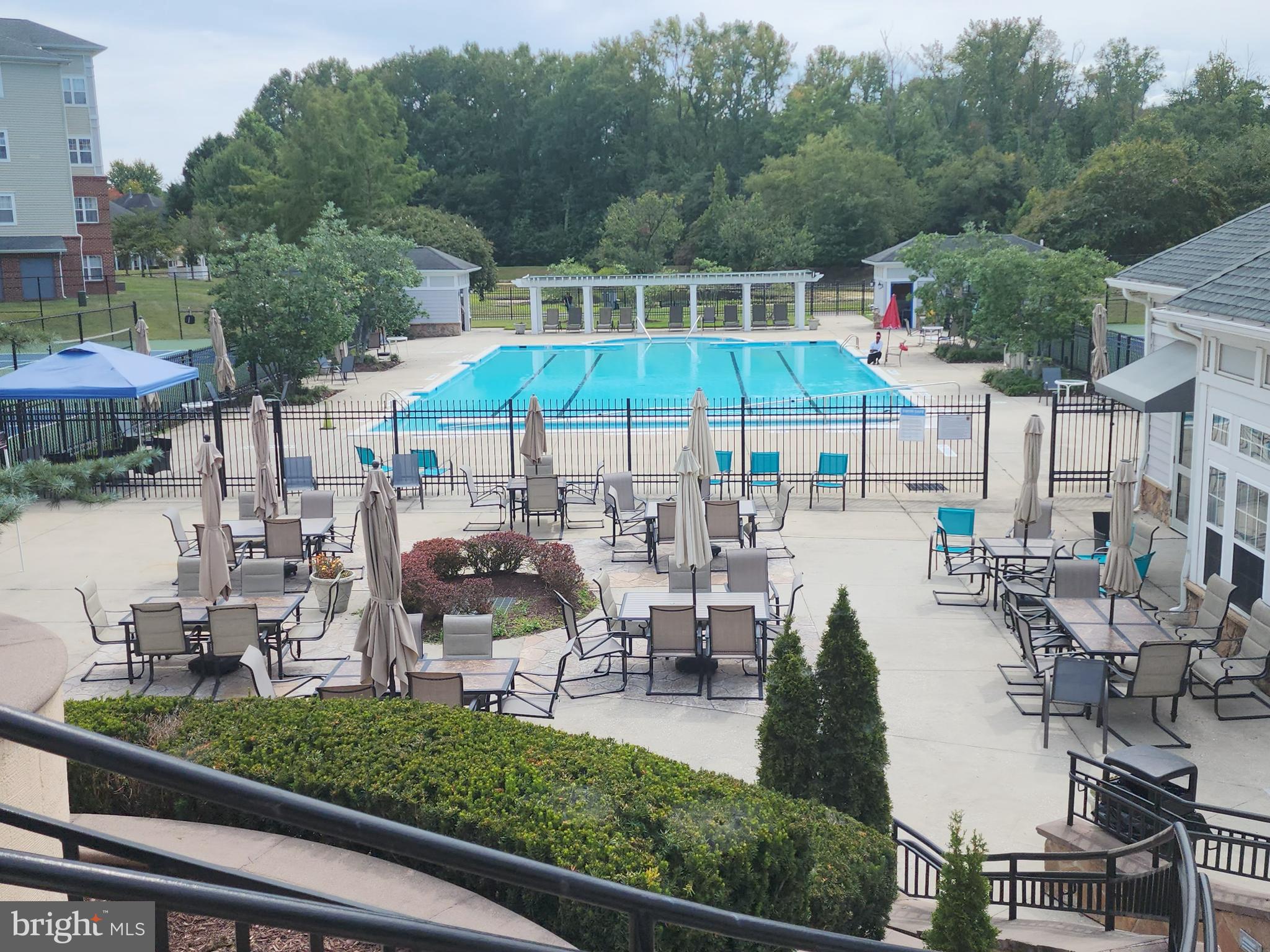 CAMERON GROVE - Residential