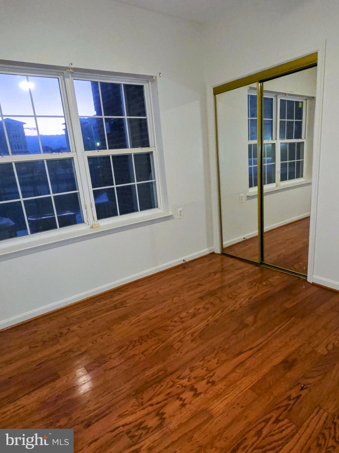 CAMERON GROVE - Residential