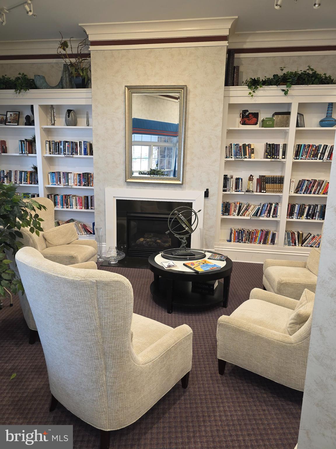 CAMERON GROVE - Residential