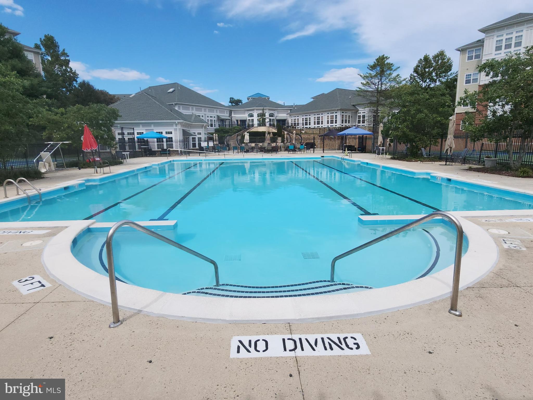 CAMERON GROVE - Residential