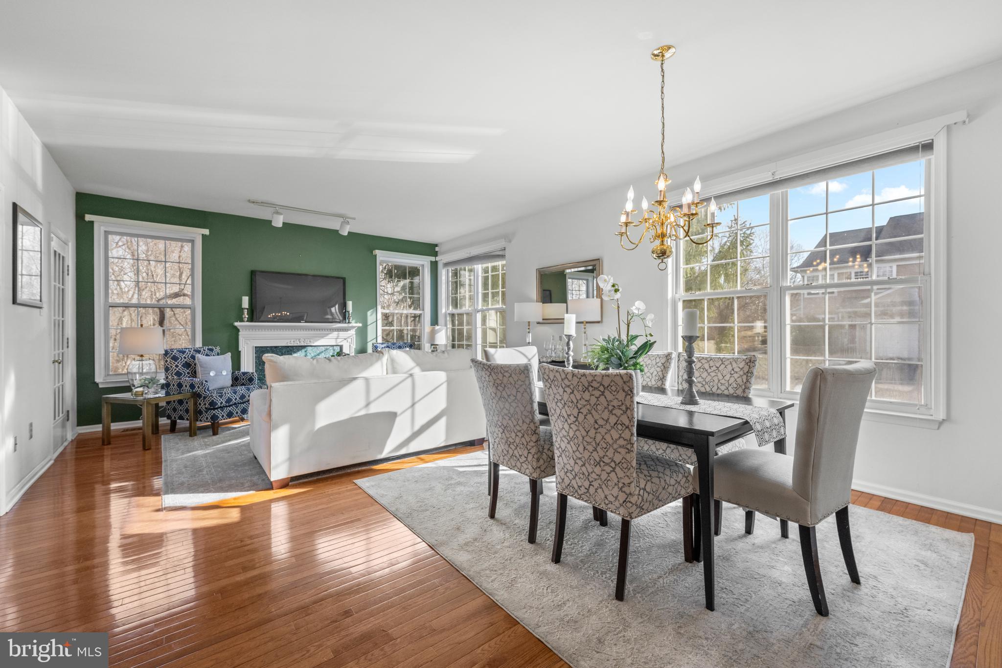 156 JEFFORDS COURT 1201