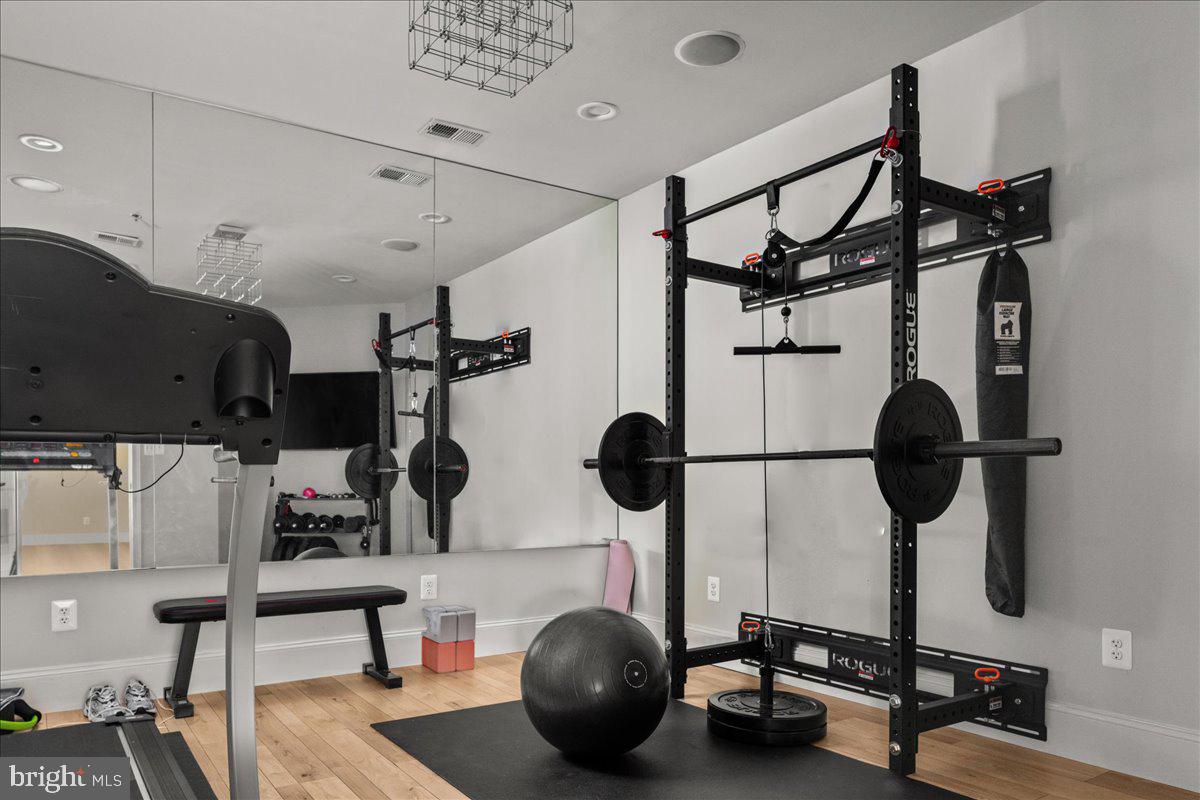 WARNER MEADOWS - Residential