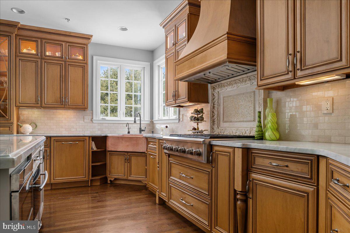 WARNER MEADOWS - Residential