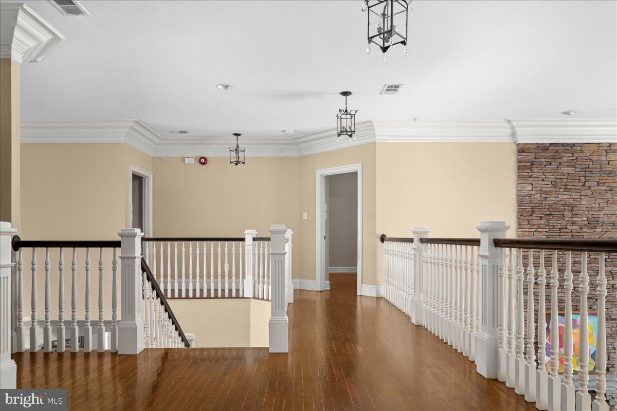 WARNER MEADOWS - Residential