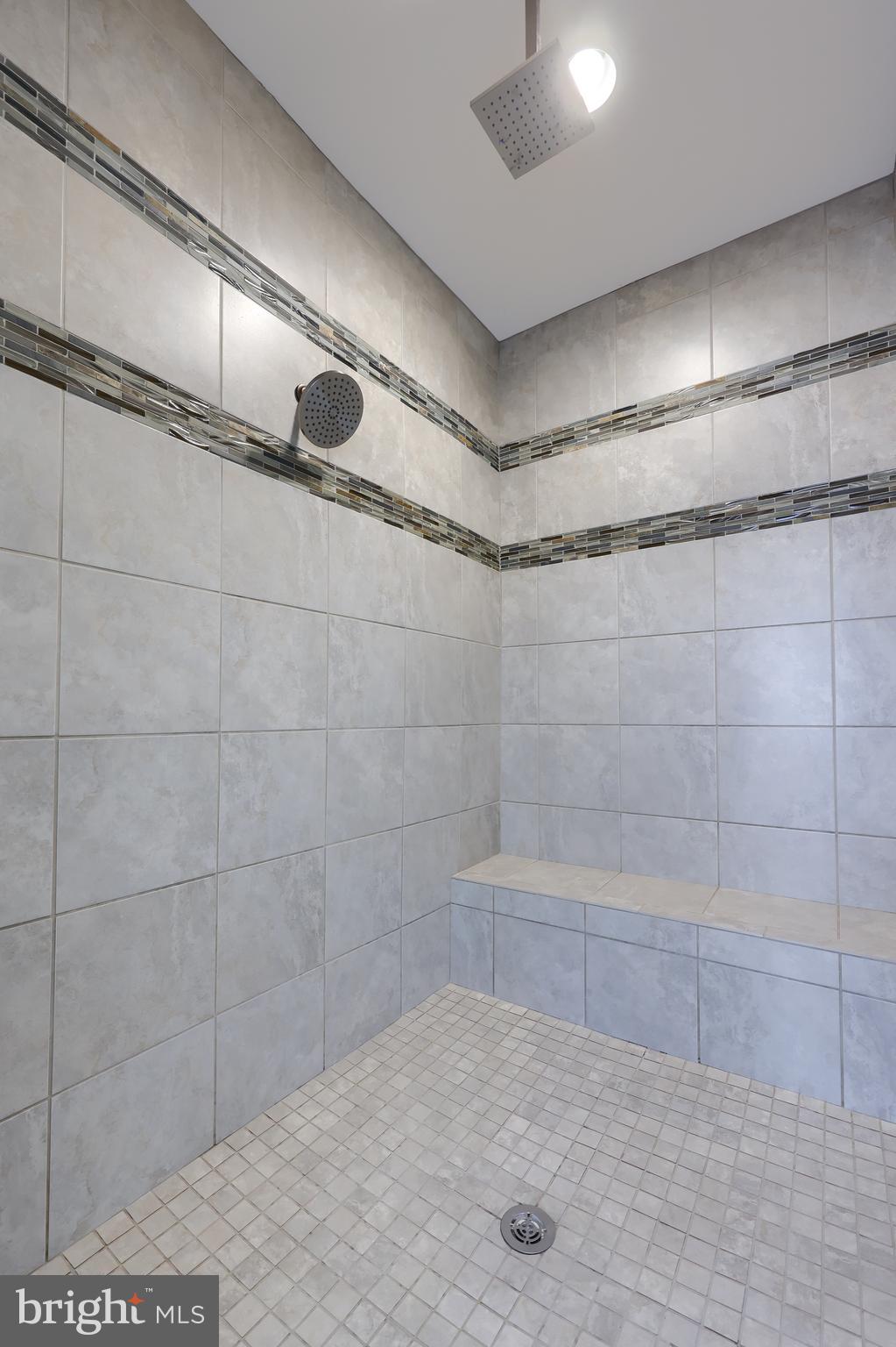 STONEHENGE RESERVE - Residential