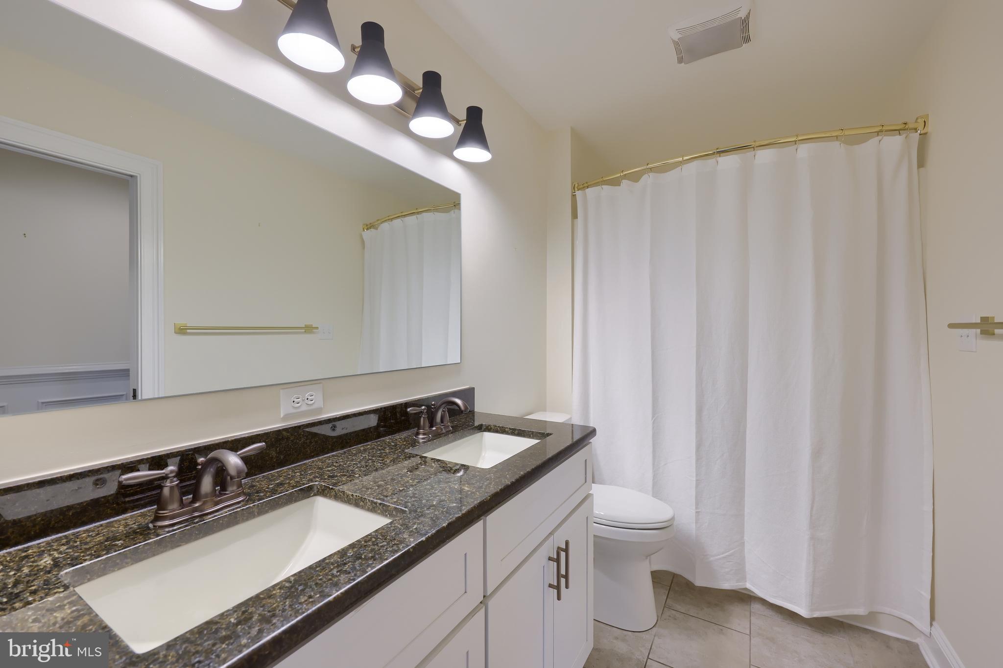 STONEHENGE RESERVE - Residential