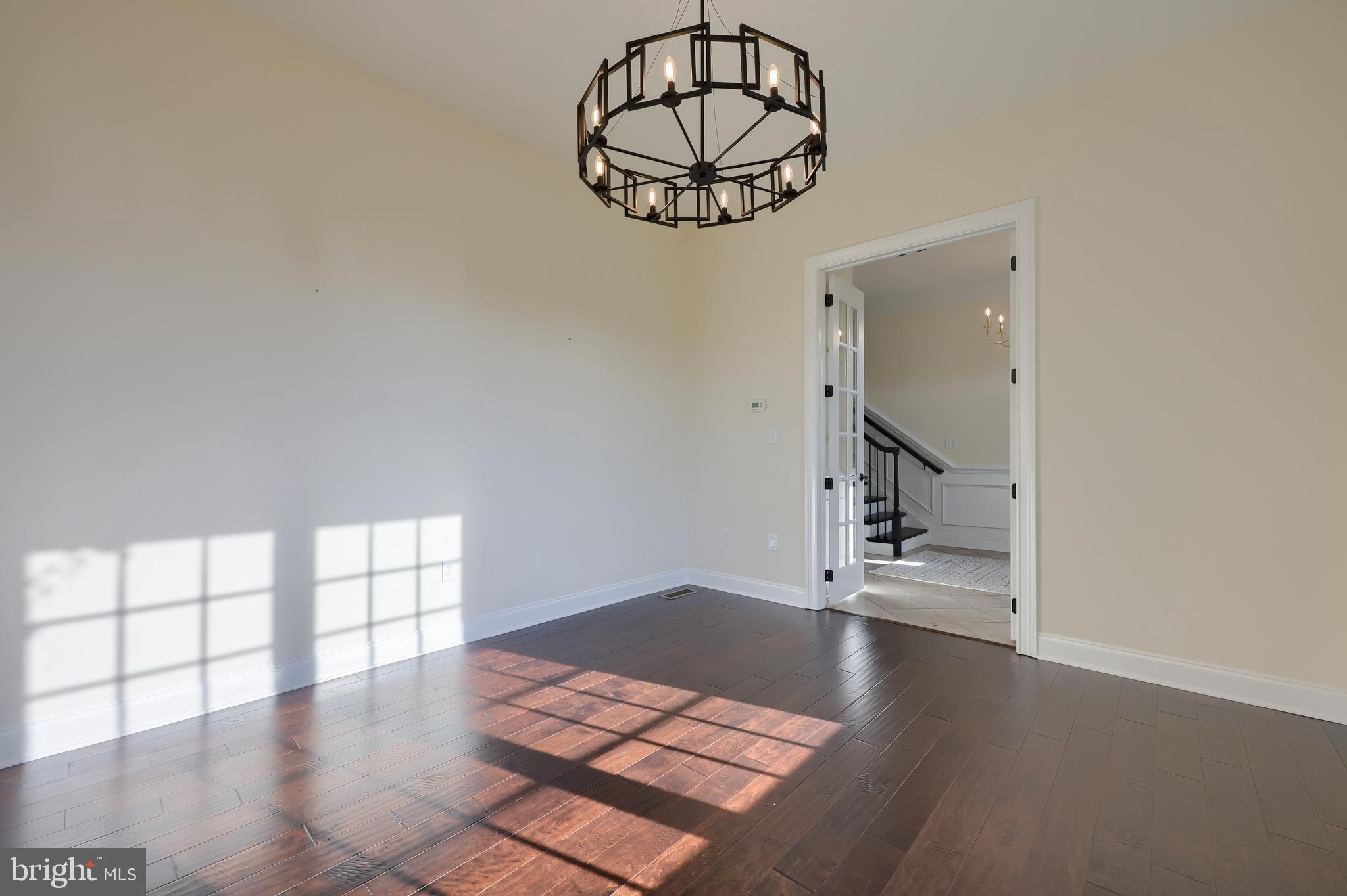 STONEHENGE RESERVE - Residential