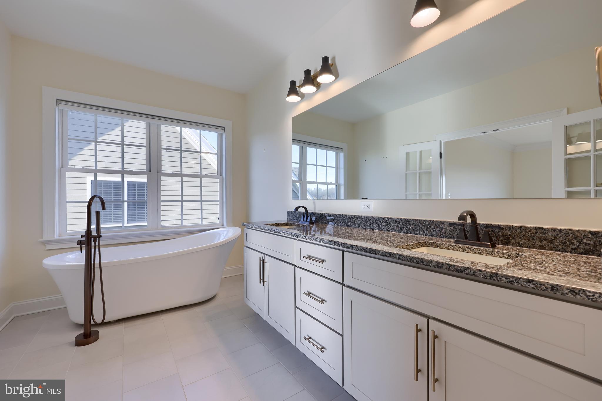 STONEHENGE RESERVE - Residential