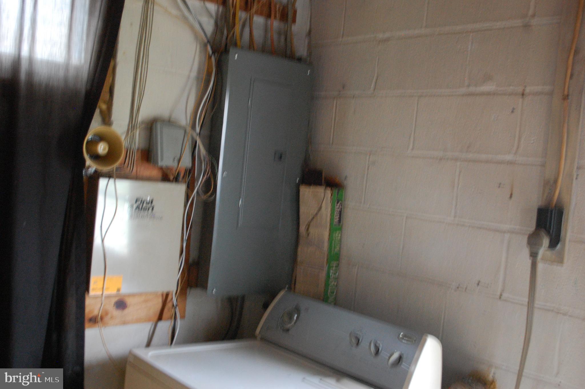 DALE CITY - Residential