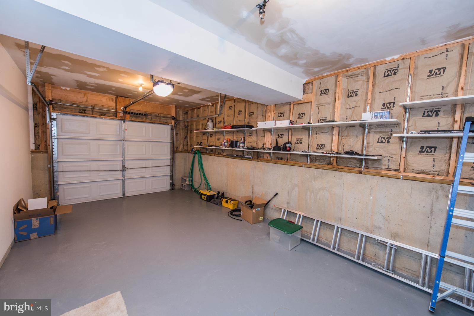 OPEQUON MEADOWS - Residential