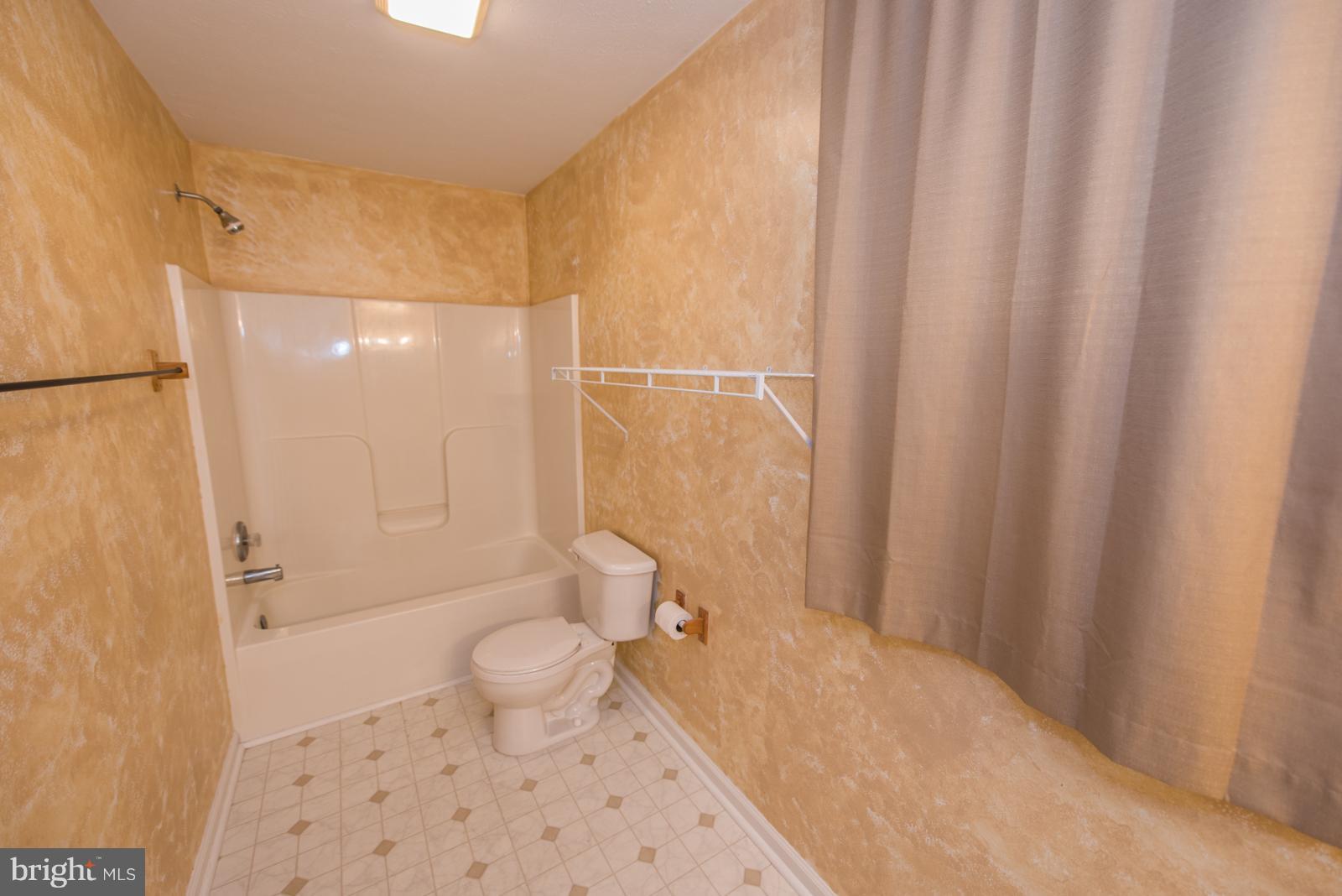 OPEQUON MEADOWS - Residential