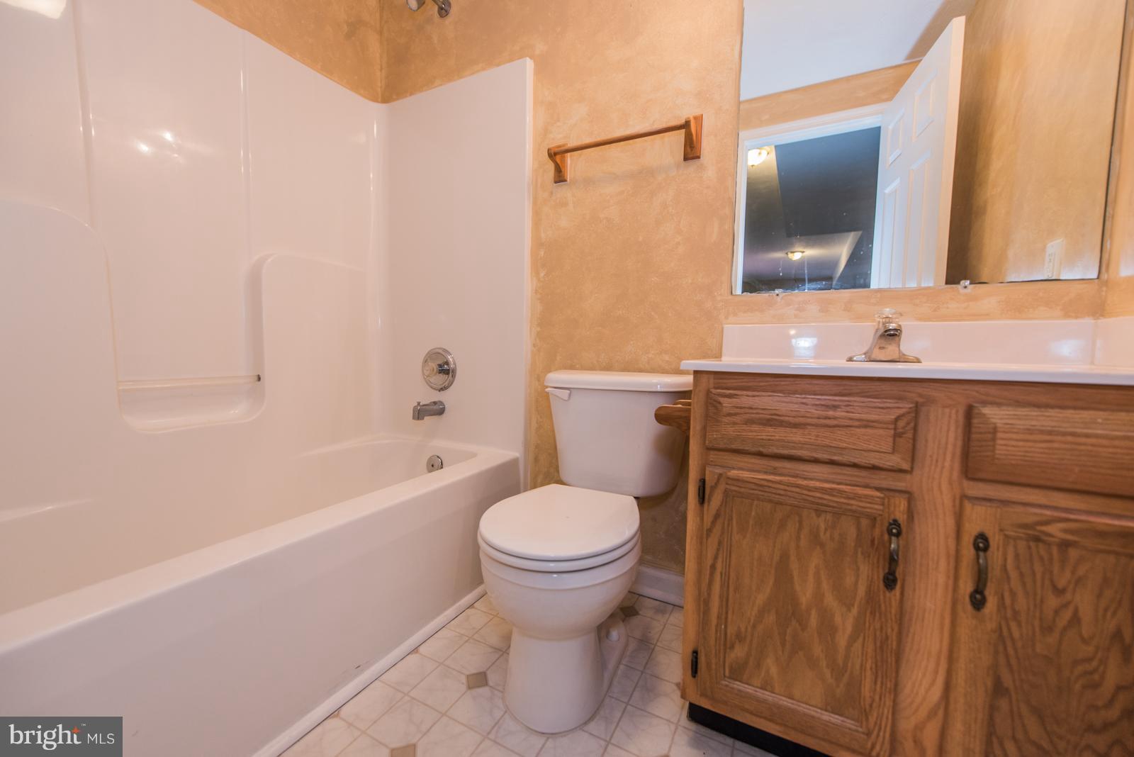 OPEQUON MEADOWS - Residential