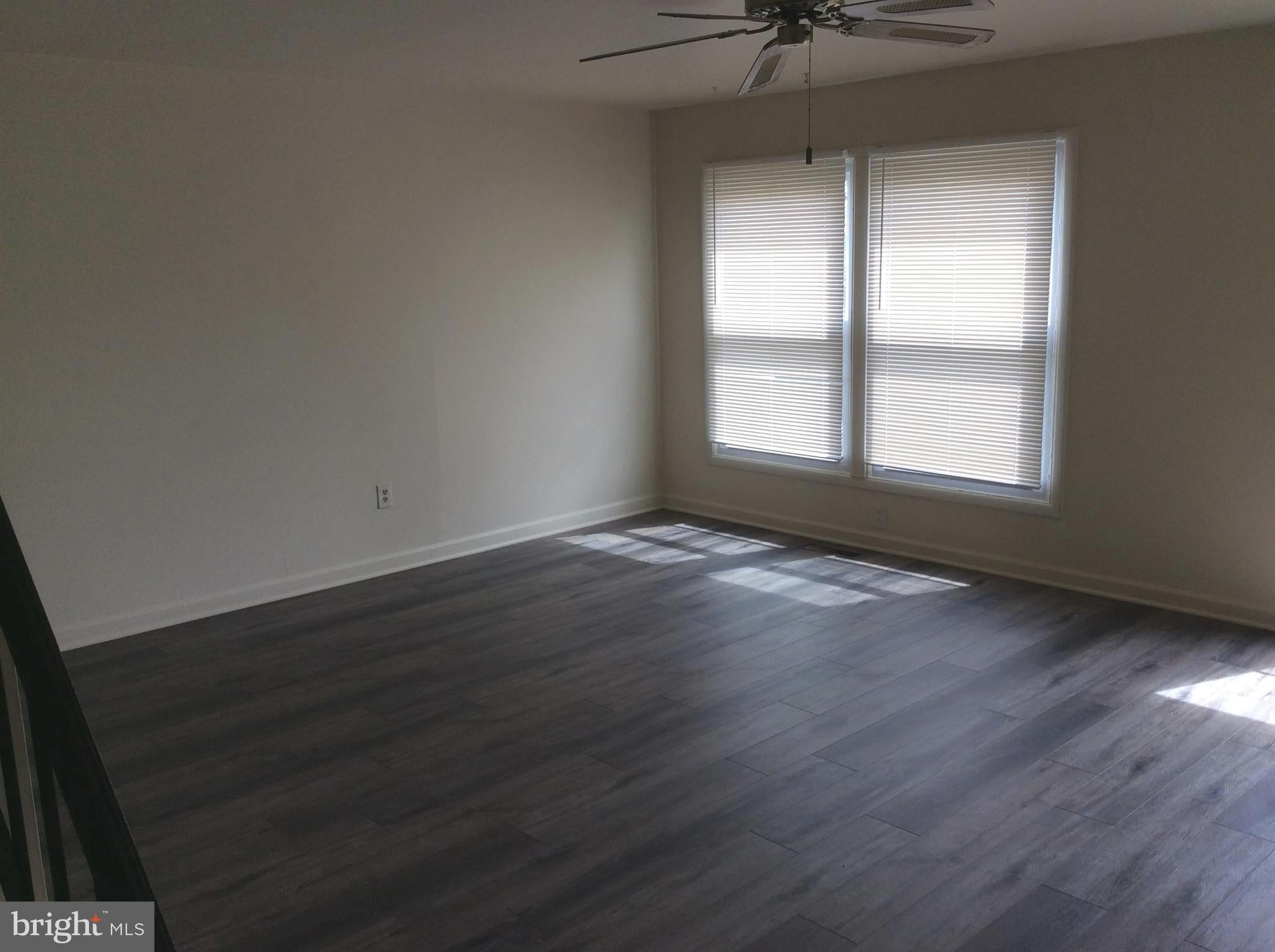 7 RITTENHOUSE COURT