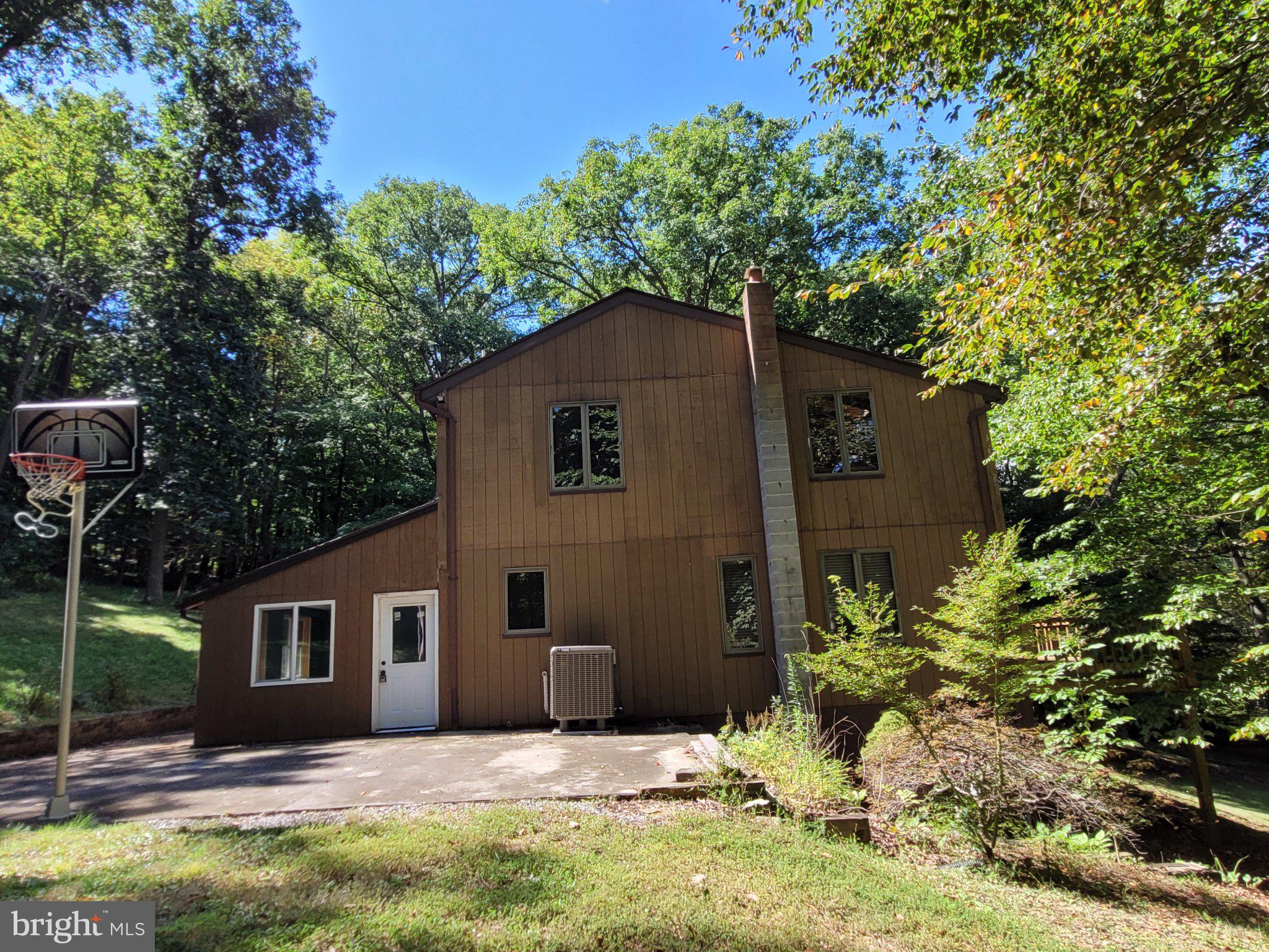 20304 MCMULLEN HIGHWAY