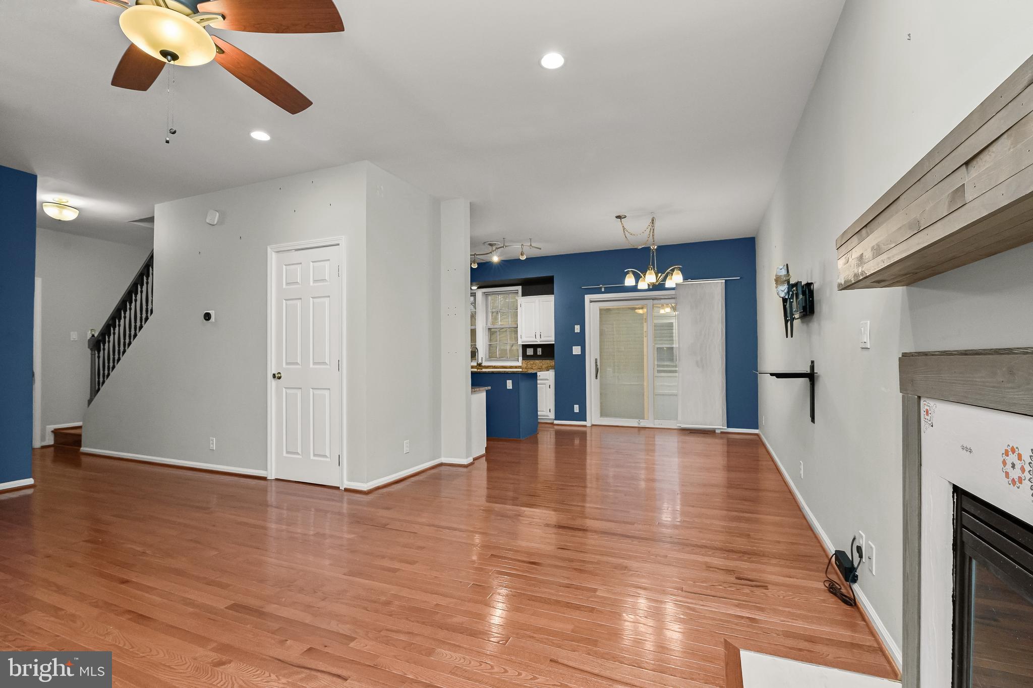 NEW COLONY VILLAGE - Residential