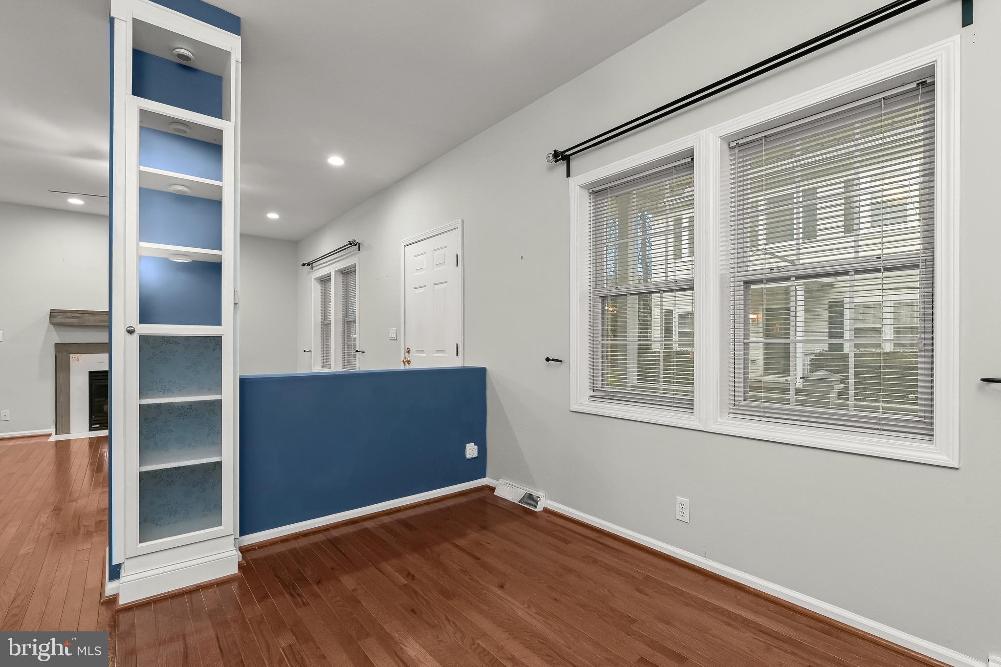 NEW COLONY VILLAGE - Residential