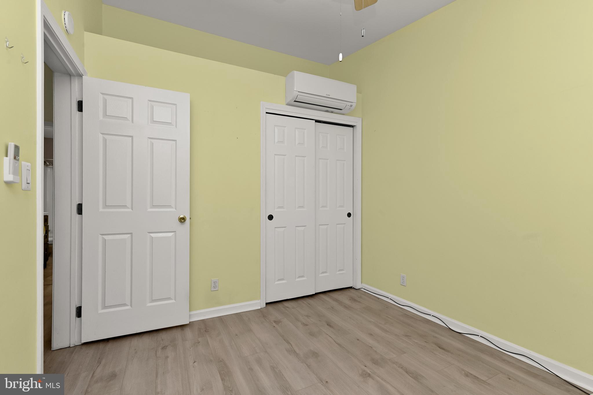 NEW COLONY VILLAGE - Residential