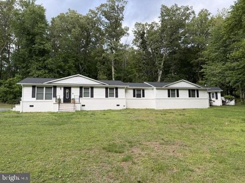 Photo of 15073 Richmond Road, CULPEPER, VA 22701 (MLS # VACU2013522)