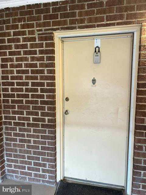 CAMELBACK VILLAGE - Residential