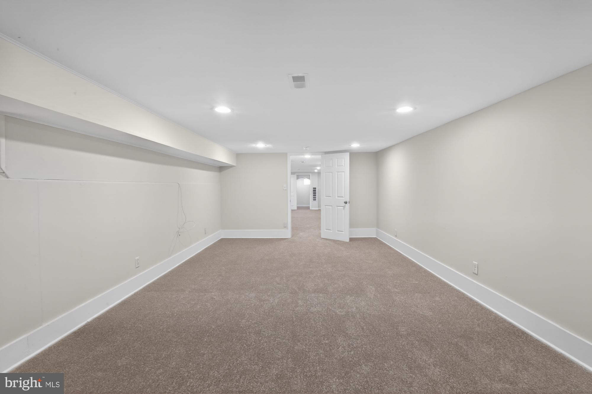 WEST PHILADELPHIA - Residential