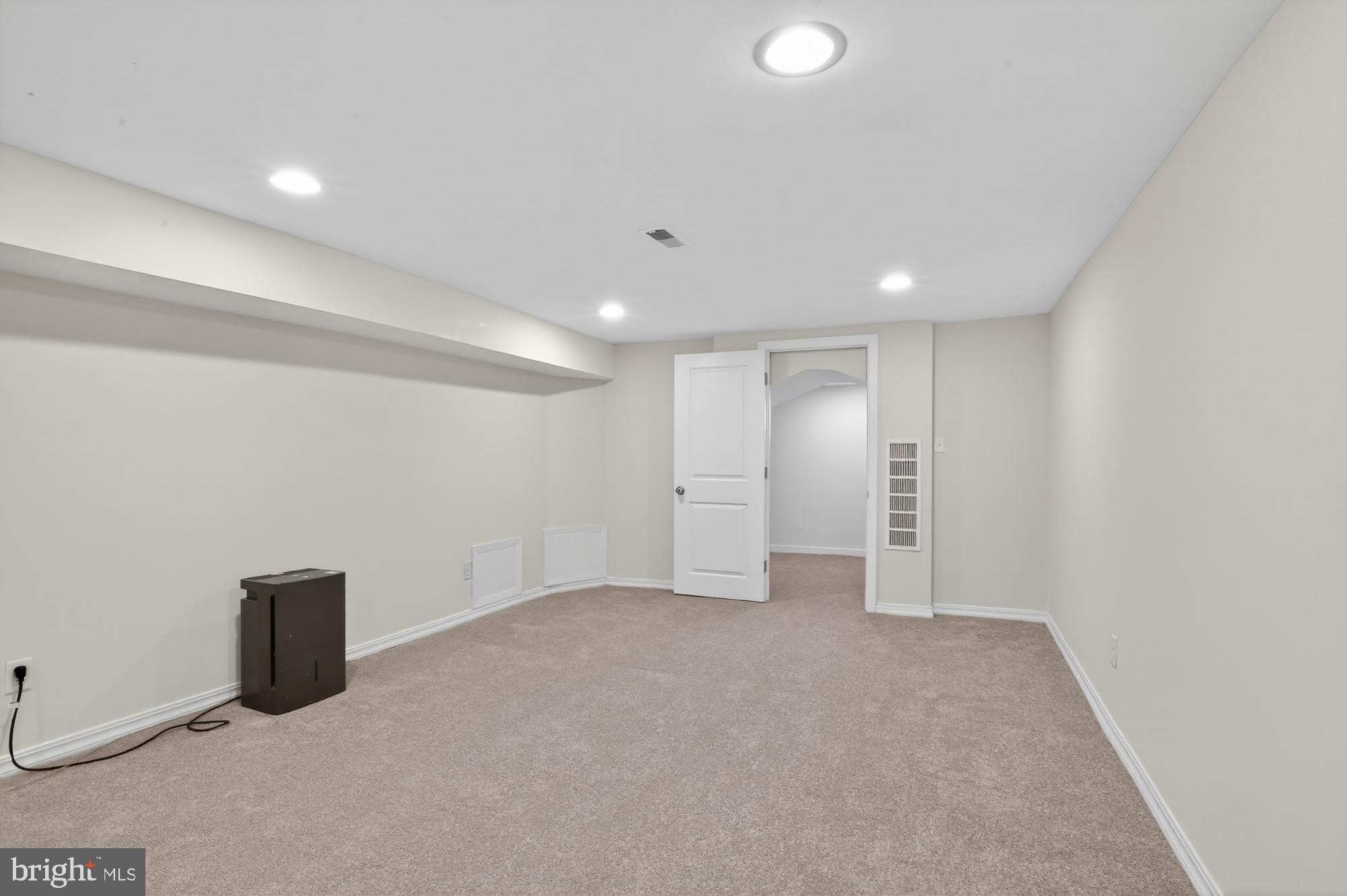 WEST PHILADELPHIA - Residential