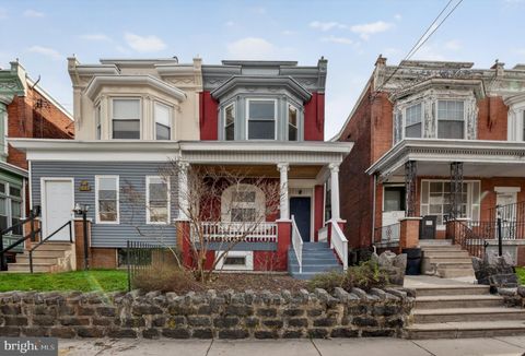 Townhouse For Sale - 5224 Catharine Street<br/> PHILADELPHIA, PA 19143