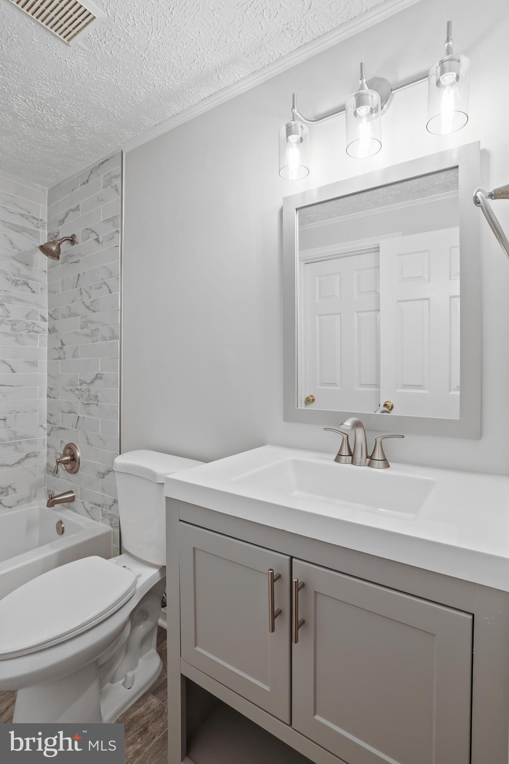 NEWINGTON HEIGHTS - Residential