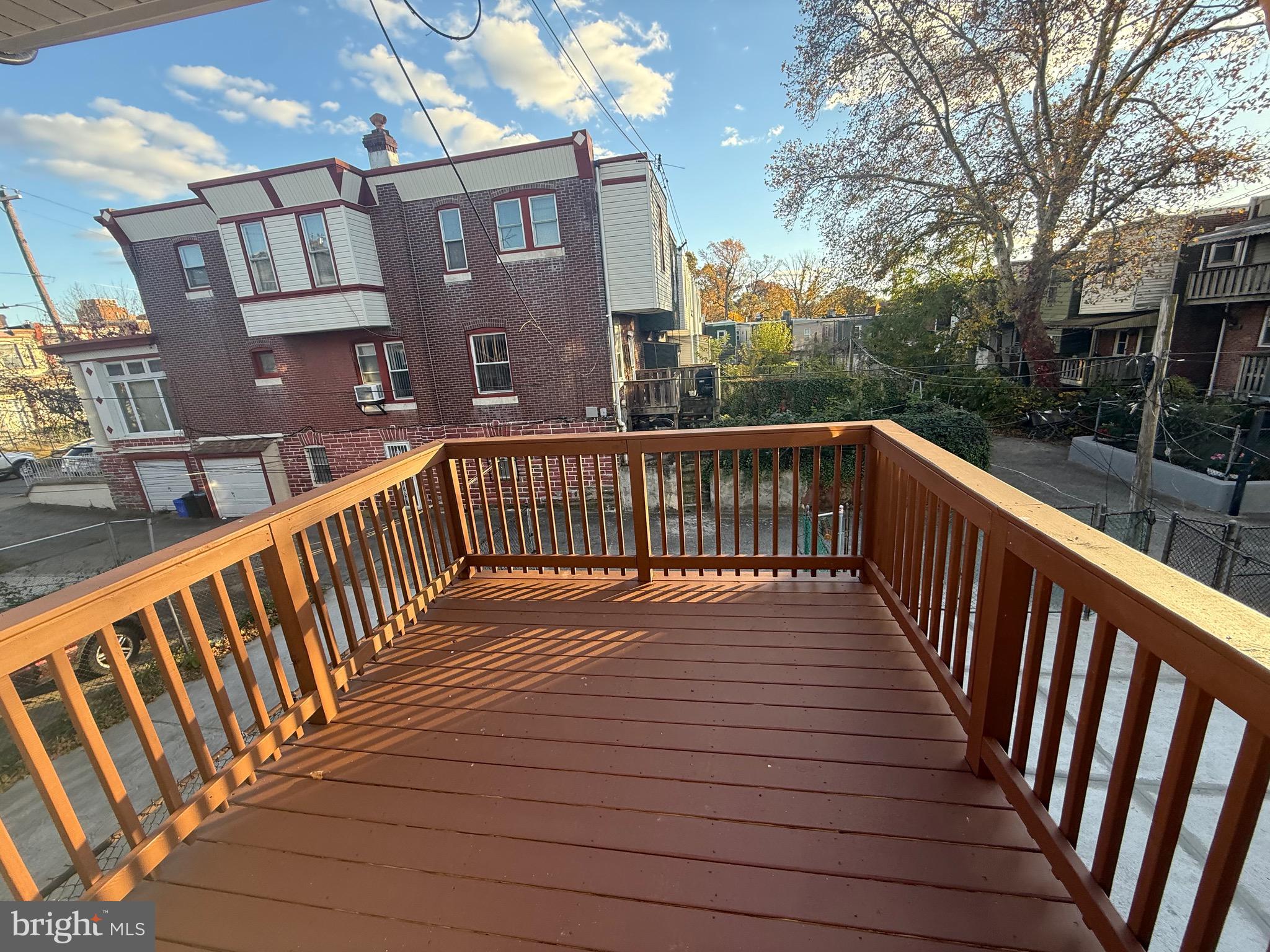 WEST OAK LANE - Residential