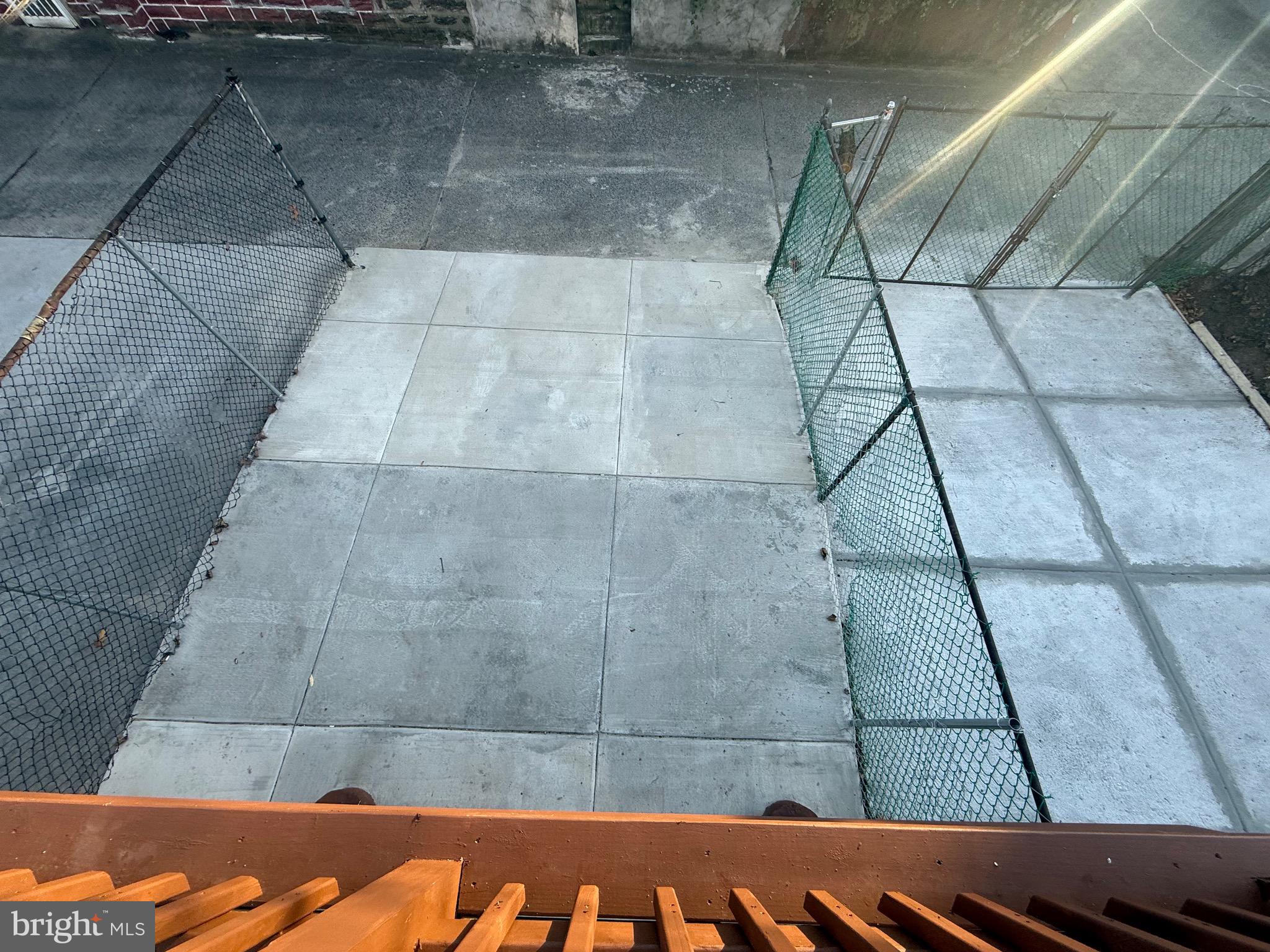 WEST OAK LANE - Residential