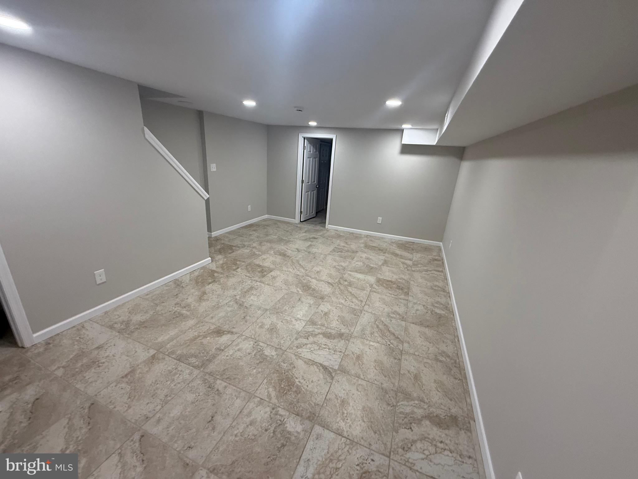 WEST OAK LANE - Residential