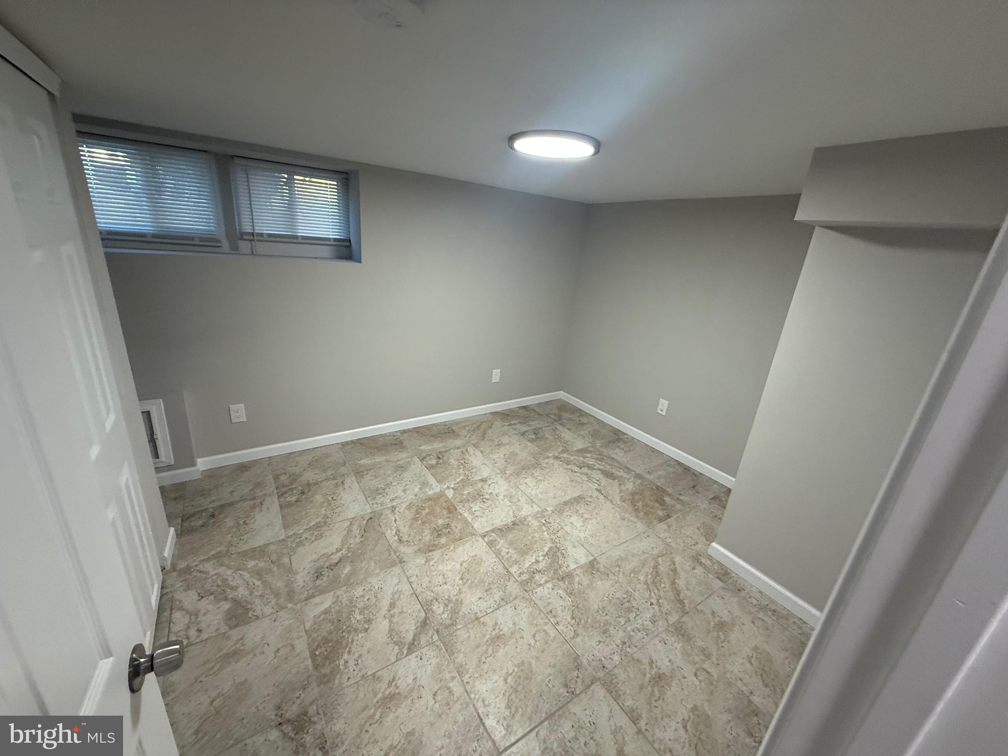 WEST OAK LANE - Residential