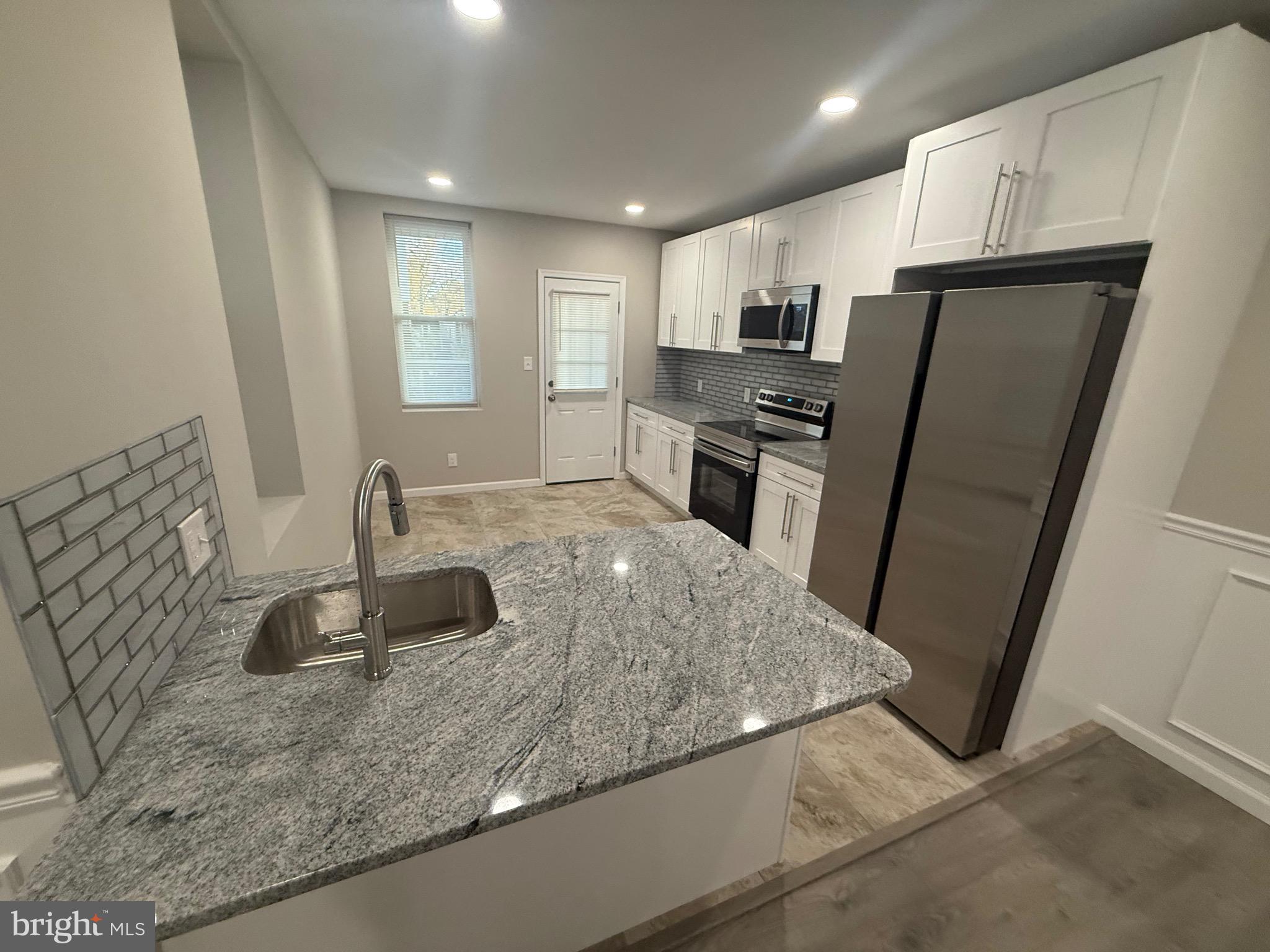 WEST OAK LANE - Residential