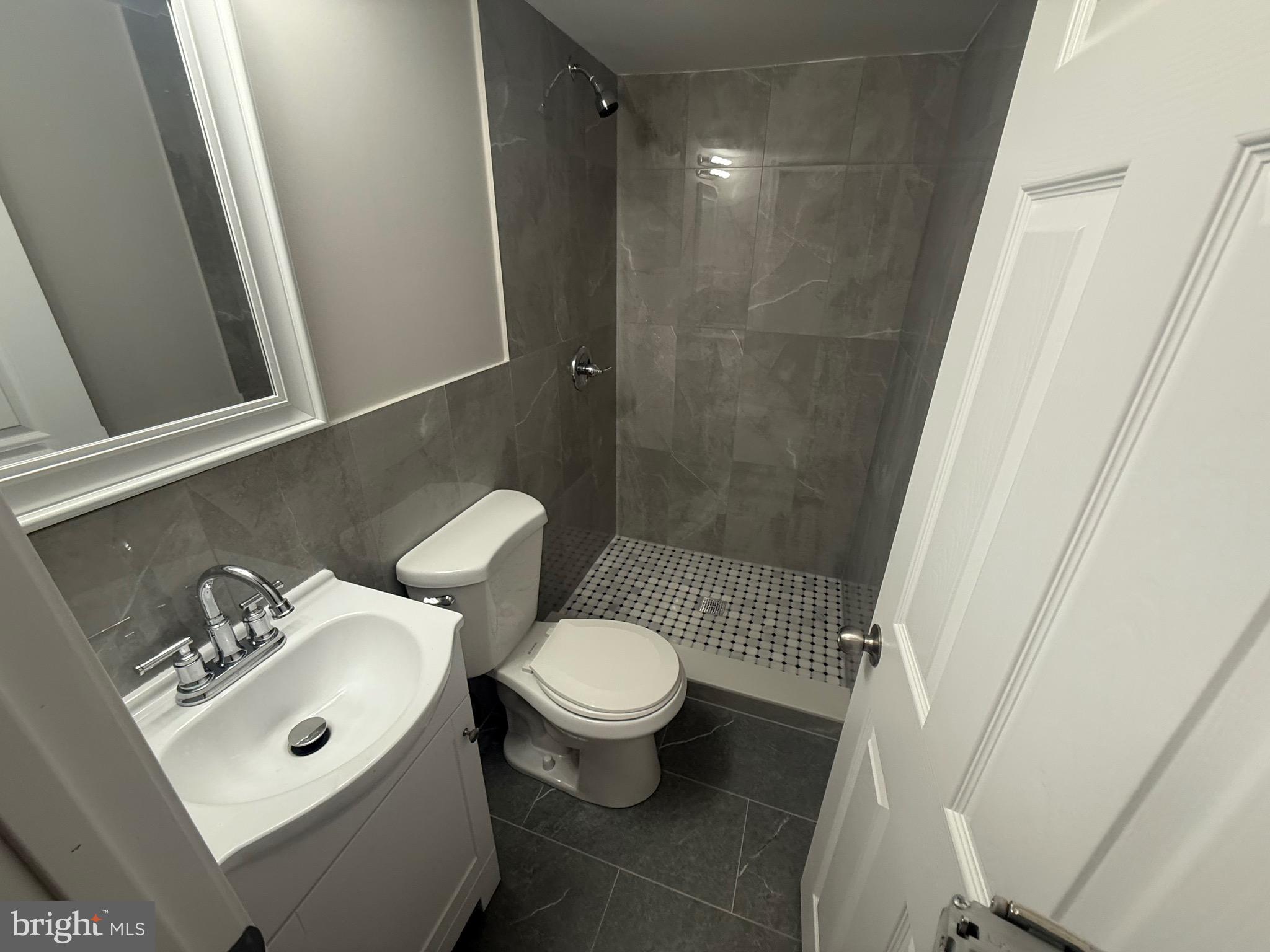 WEST OAK LANE - Residential