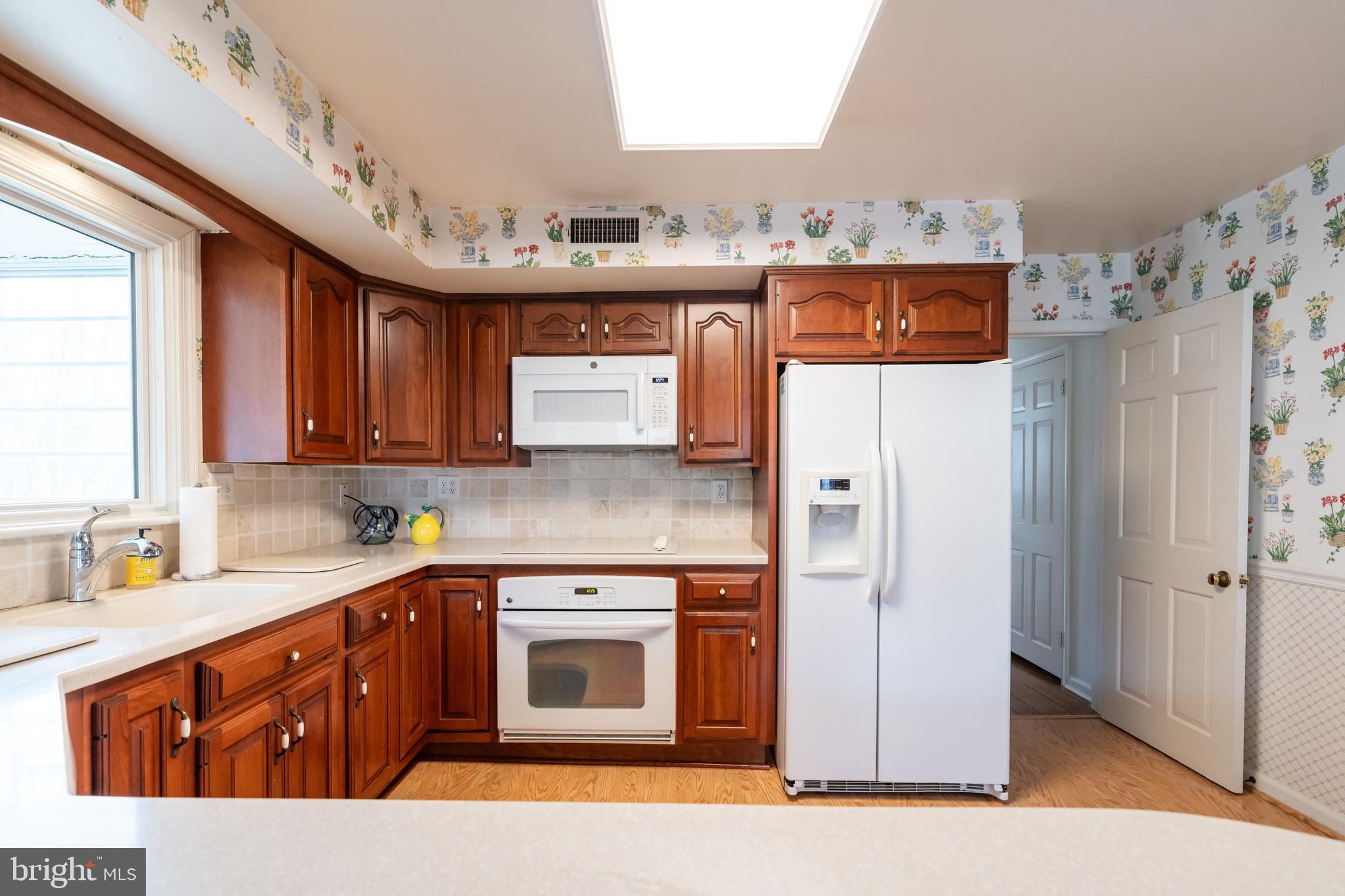 NEWTOWN SQ - Residential