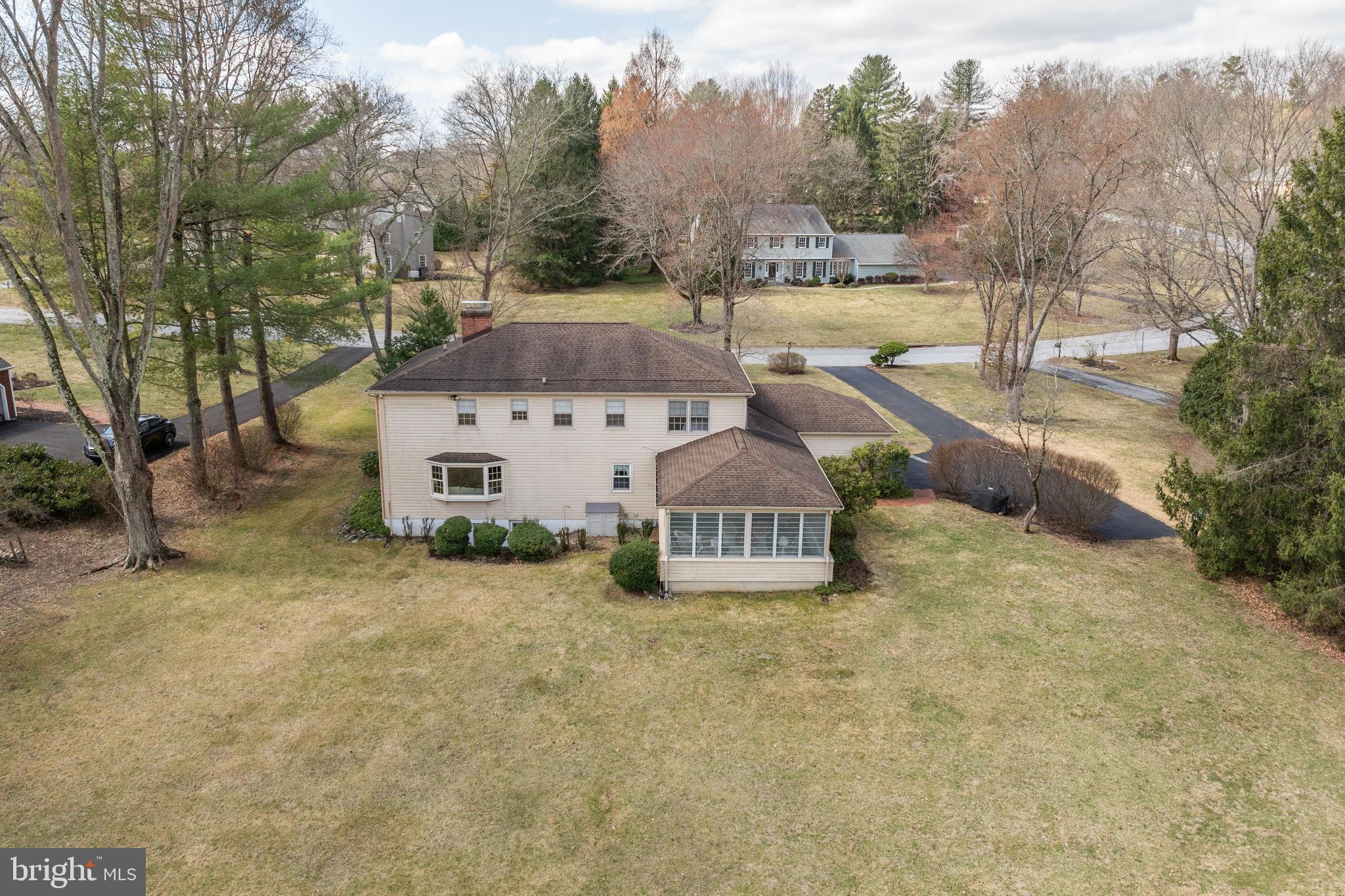 NEWTOWN SQ - Residential