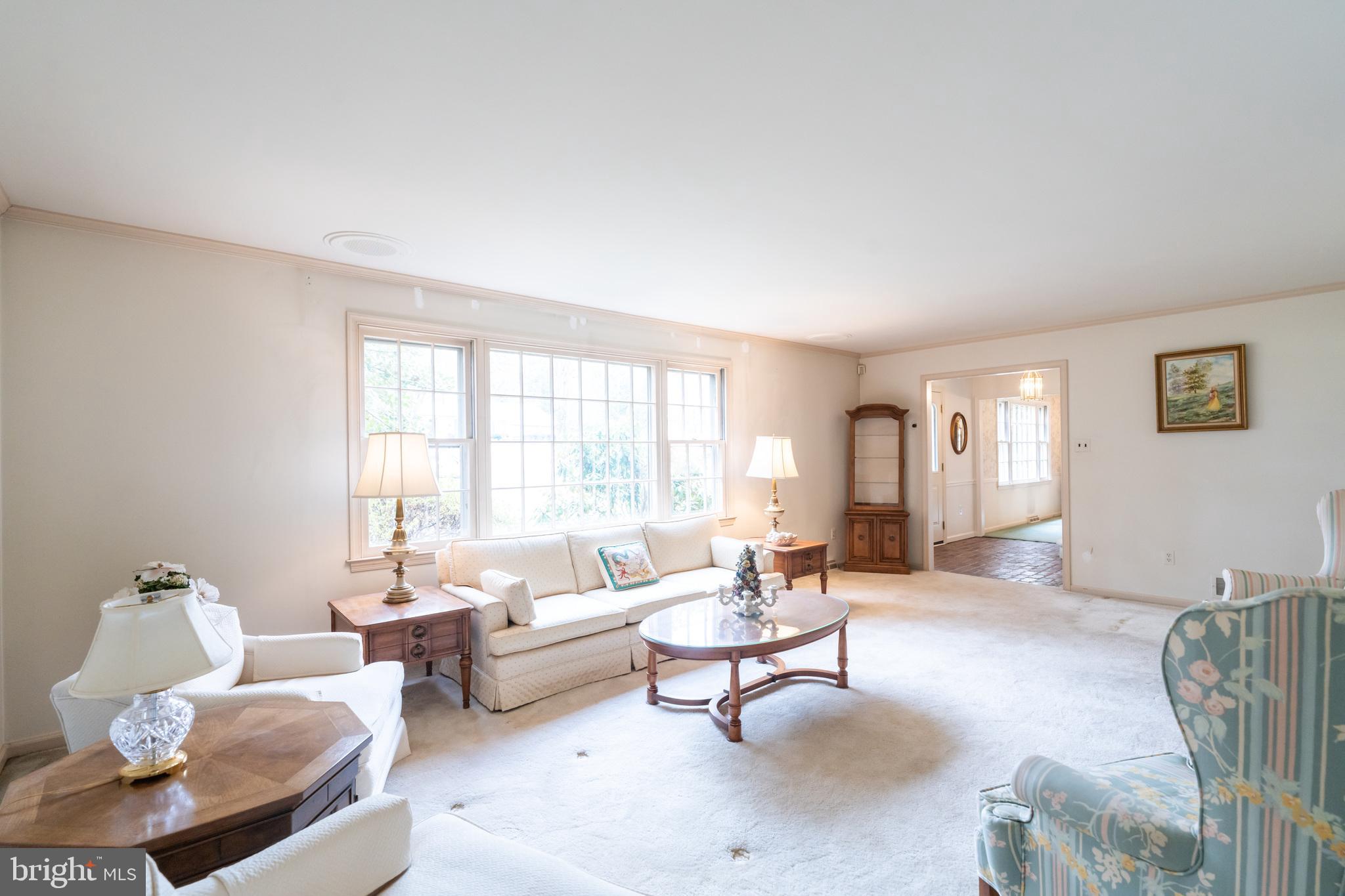 NEWTOWN SQ - Residential