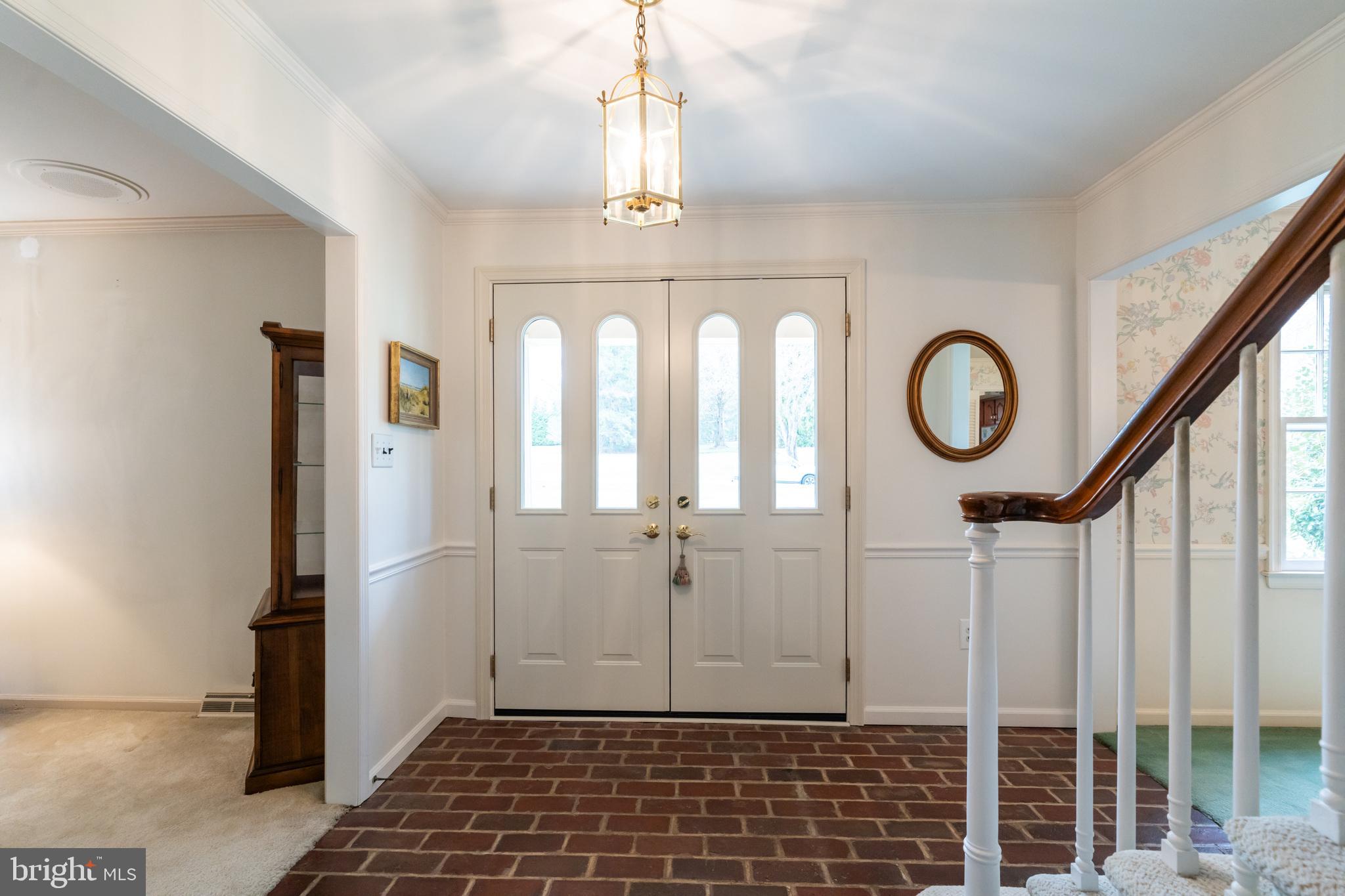 NEWTOWN SQ - Residential