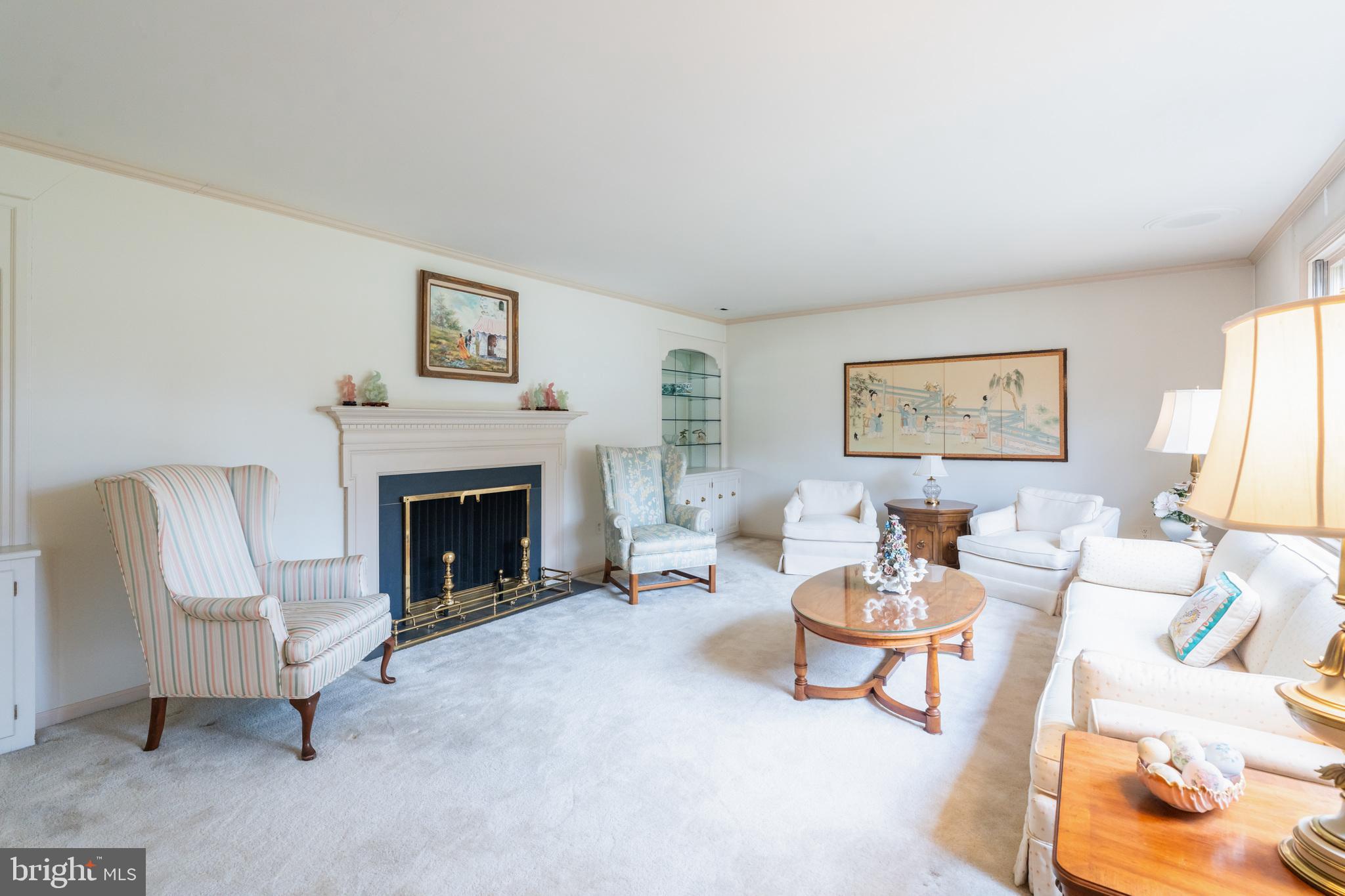 NEWTOWN SQ - Residential