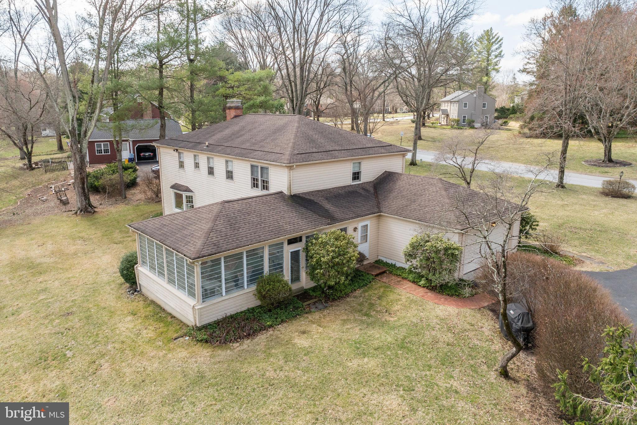 NEWTOWN SQ - Residential