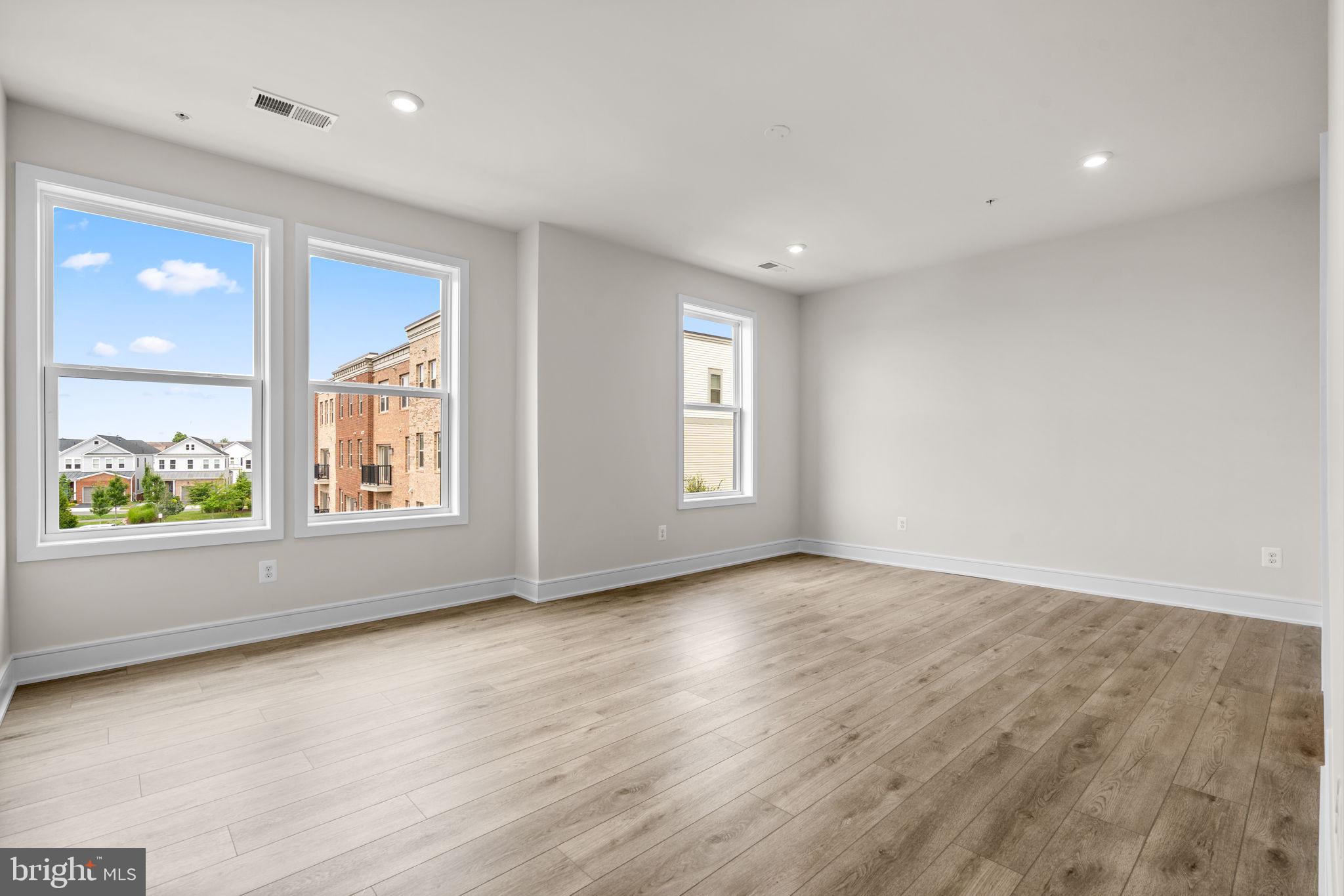 BIRCHWOOD AT BRAMBLETON - Residential