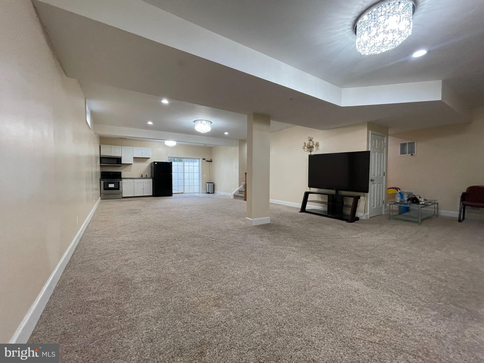 MAYFIELD TRACE - Residential Lease