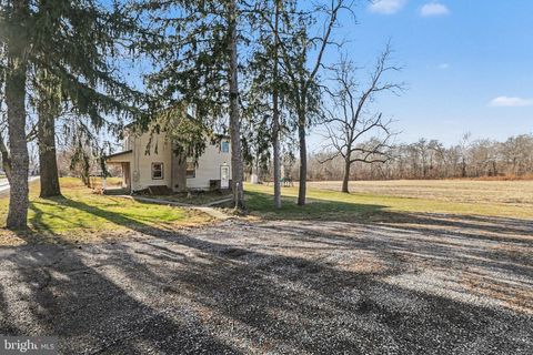 1207 PINE ROAD CARLISLE PA 17015