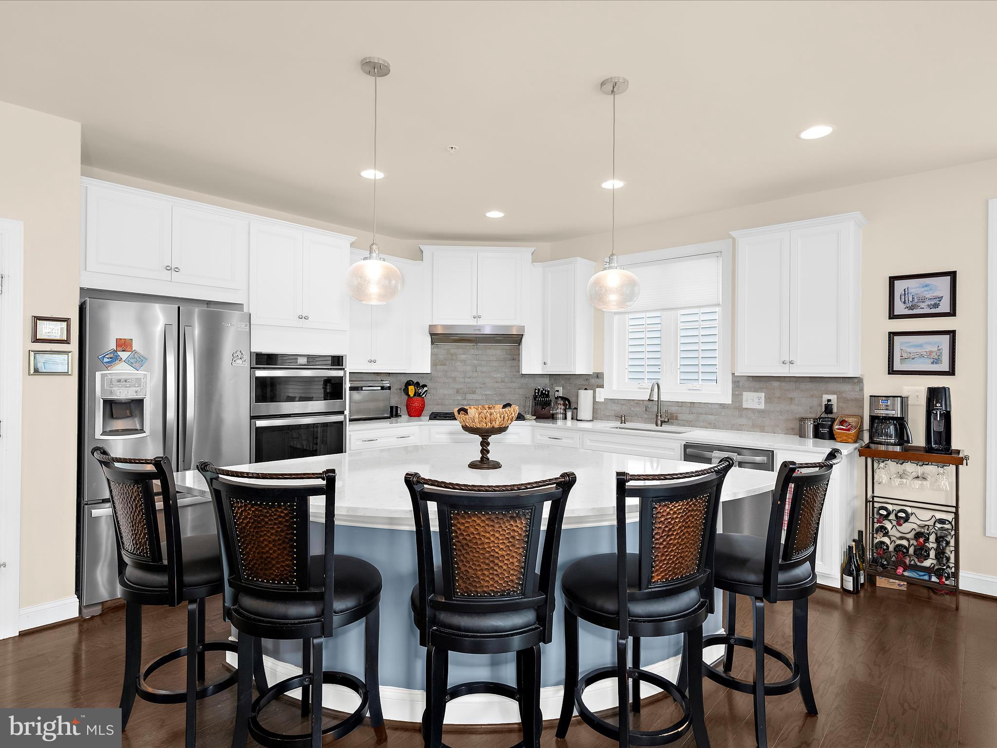 TWO RIVERS - Residential