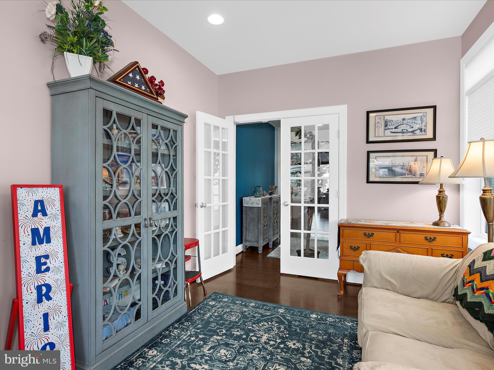 TWO RIVERS - Residential