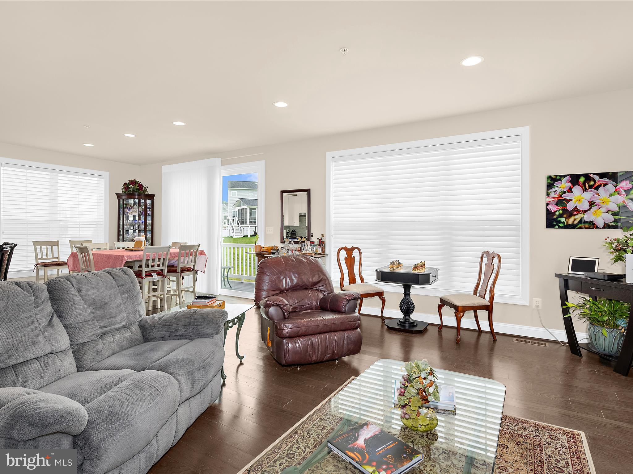 TWO RIVERS - Residential