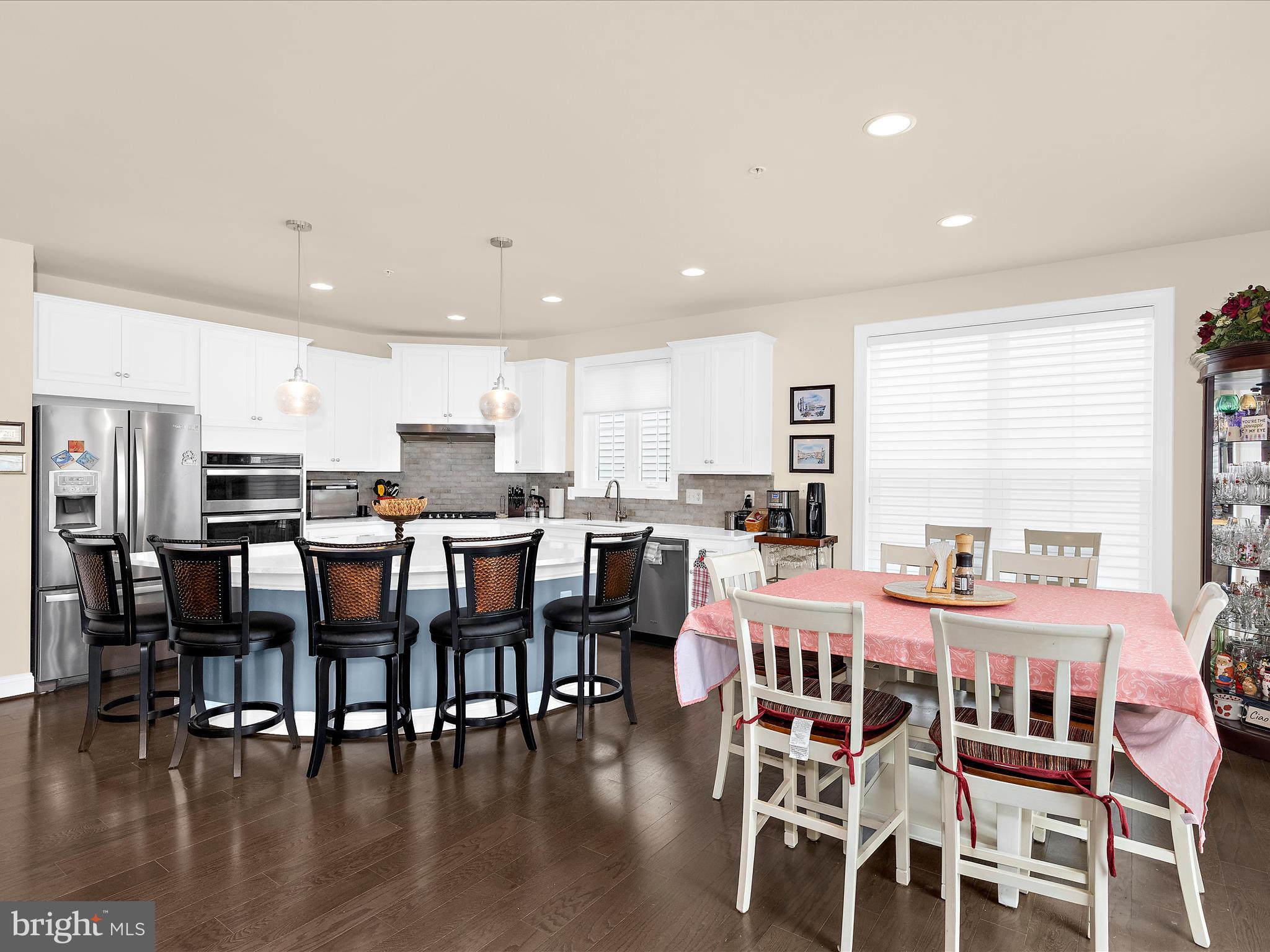 TWO RIVERS - Residential